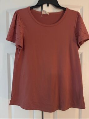 Short Sleeve Eyelet Flutter Top in Dusty Rose